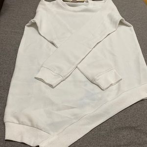 FOREVER 21 sweater